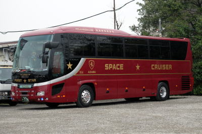 麻布自動車観光の大型観光バス(いすゞガーラ)